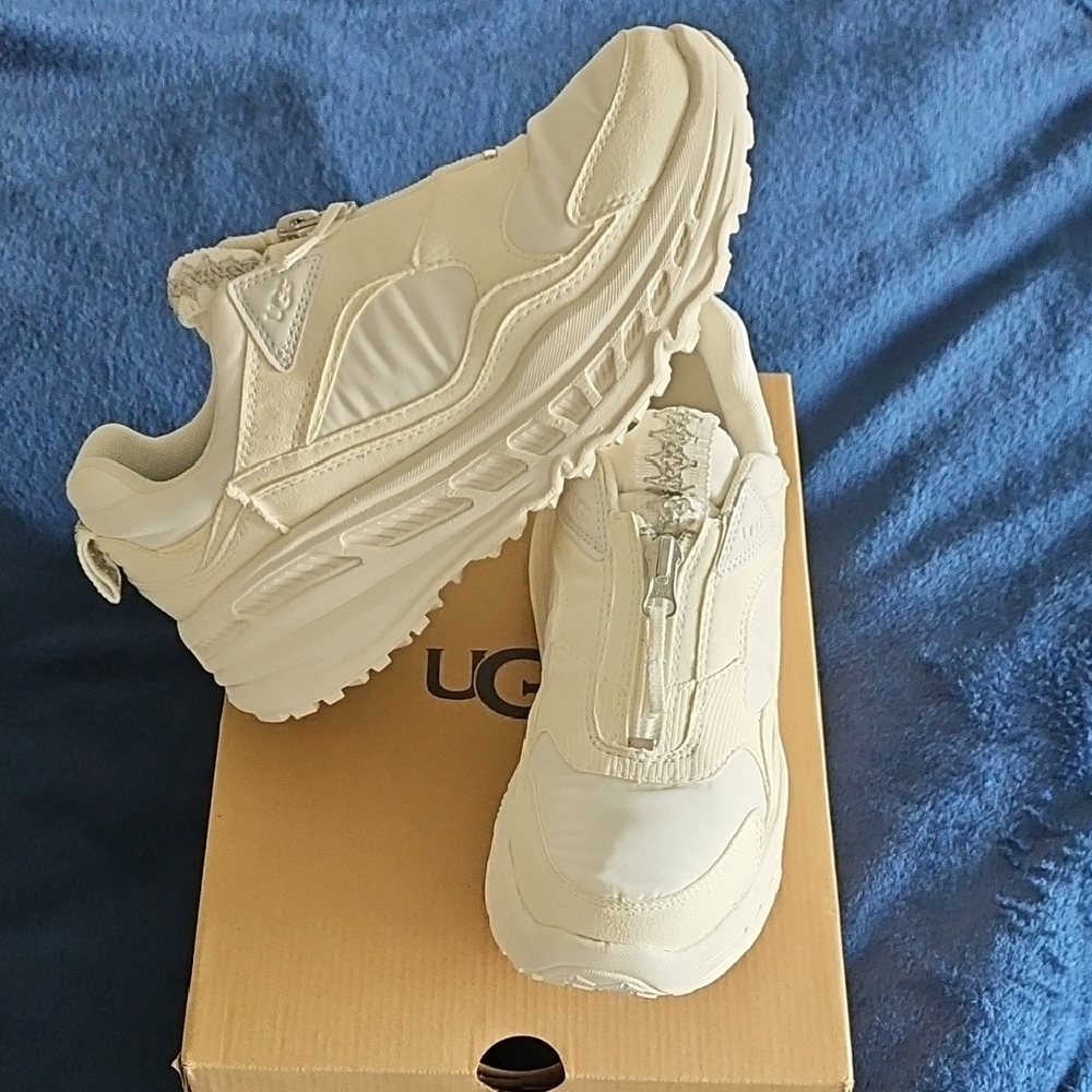 UGG CA805 Women's White/Cream Zip Sneakers - Picture 16 of 16